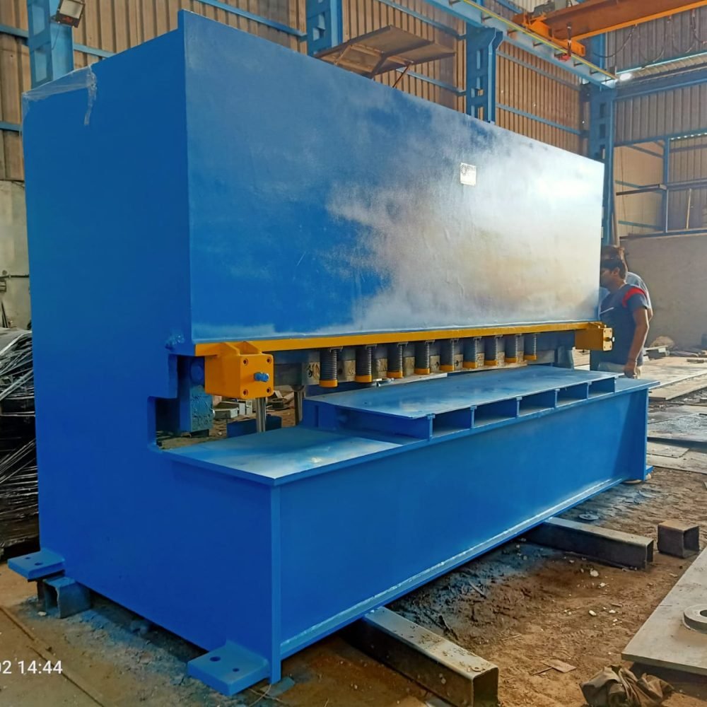 hydraulic shearing machine